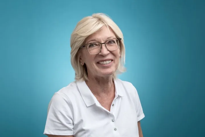 Porträt von Dr. med. dent. Natalija Gstrein